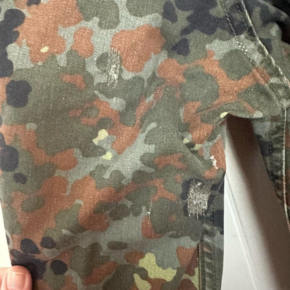 Vintage 1997 men’s German camo cargo military pants - Picture 9 of 10